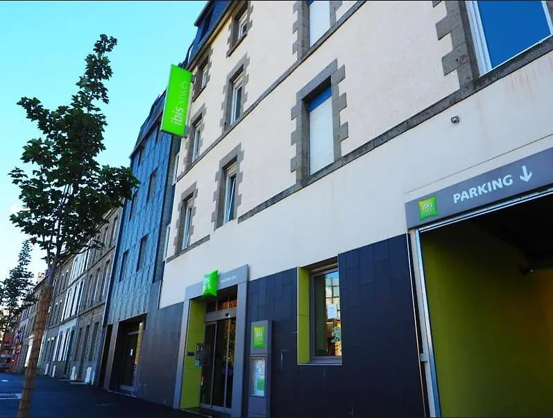 מלון Ibis Styles Saint Brieuc Gare Centre 3*, סן-בריו צרפת