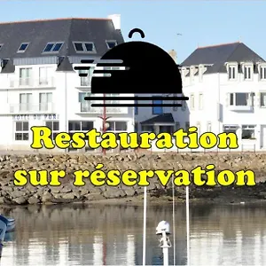 Hotel Logis Du Port, Plobannalec