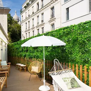Le Village Montmartre By Hiphophostels Ostello