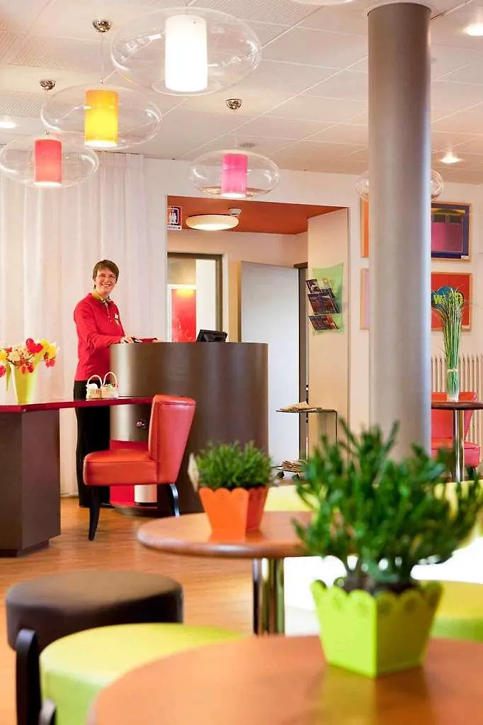 Ibis Styles Saint Brieuc Gare Centre Hotel 3*, Saint-Brieuc